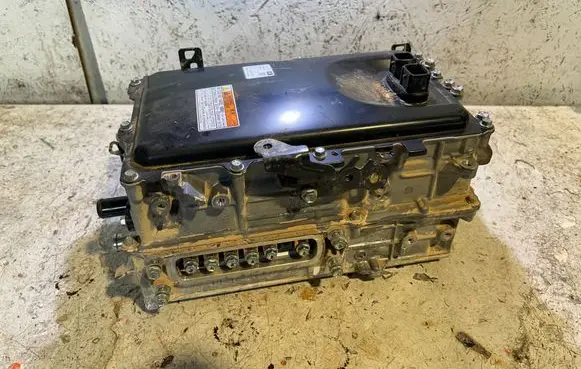 Toyota RAV 4 (XA50) Voltage converter inverter G920033140 2321001707 26213331402