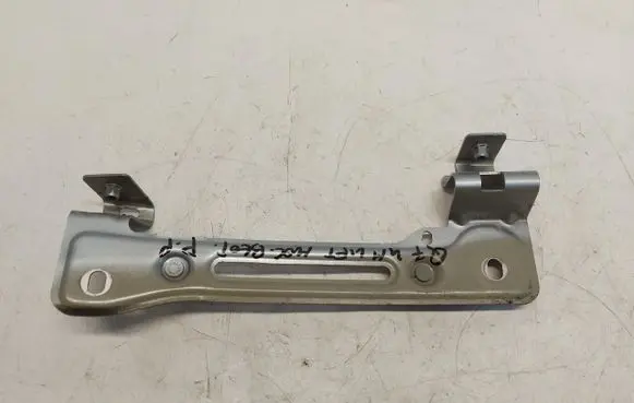 Audi Q7 4M Fender mounting bracket 4m0821432-jlk01