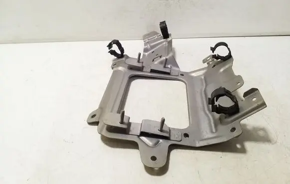 Jeep Renegade Engine control unit holder 
