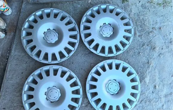 Opel Astra H R15 wheel hub/cap/trim 13117053LW