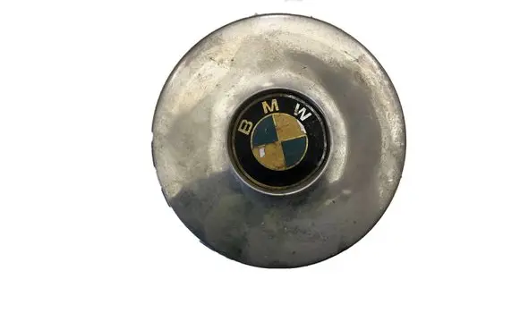 BMW 5 E28 Original wheel cap