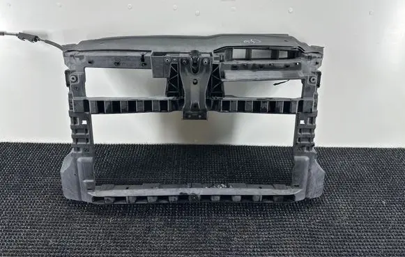 Volkswagen Golf VI Radiator support slam panel 1K9805588