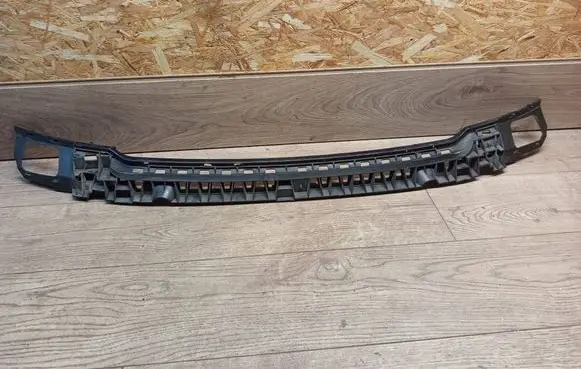 Audi A4 S4 B7 8E 8H Front bumper mounting bracket 8E0807233