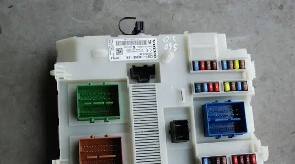 Volvo S60 Fuse module 31314511AB