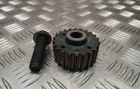 Volkswagen PASSAT B7 Crankshaft gear 03P105263