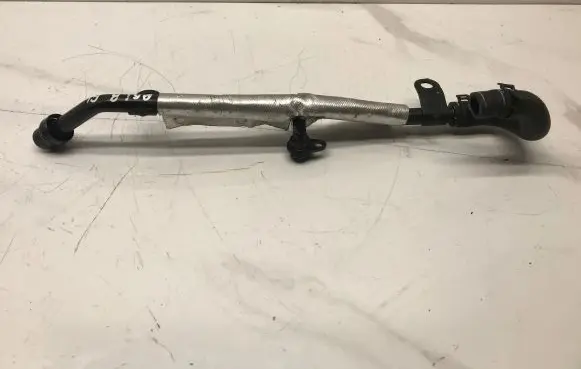 Audi A5 8T 8F Engine coolant pipe/hose 06L121085M