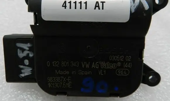 Volkswagen Sharan Air flap motor/actuator 1K1907511C 1K1907511E