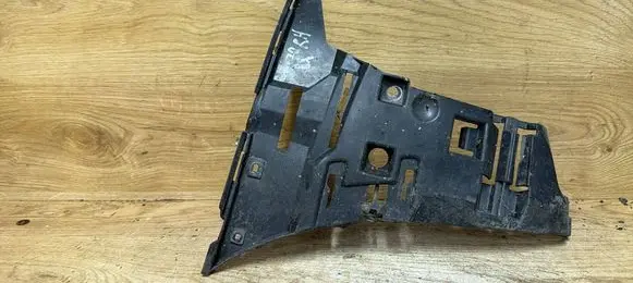 Volvo V70 Front bumper mounting bracket 09190304