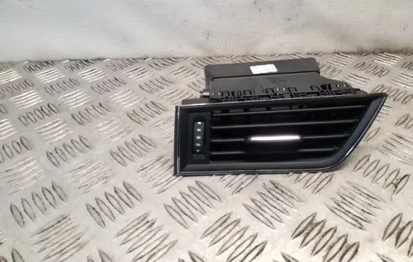 Skoda Superb B8 (3V) Dashboard side air vent grill/cover trim 3V0819701C