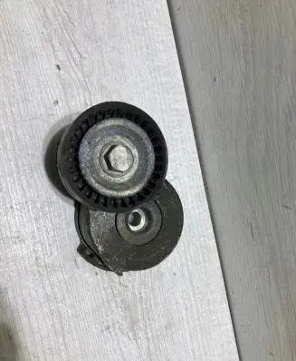 Generator/alternator belt tensioner