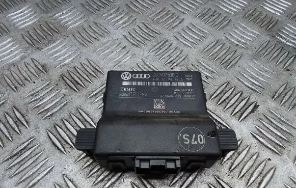 Volkswagen PASSAT B6 Other control units/modules 3C0907530C