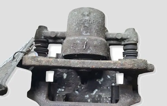 Toyota Corolla Verso AR10 Rear brake caliper