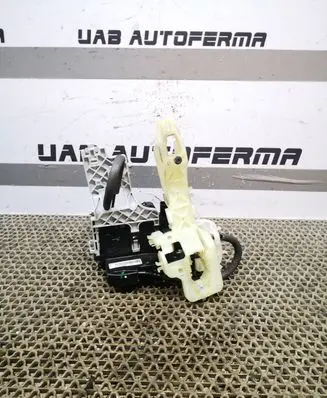 KIA Sportage Front door lock 813103U020