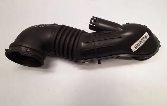 BMW 1 E82 E88 Air intake duct part 7810135 13717810135 13717805173