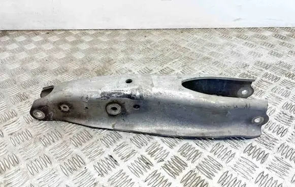 Front lower control arm/wishbone