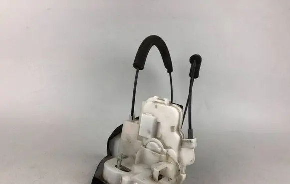 Subaru Outback Rear door lock 