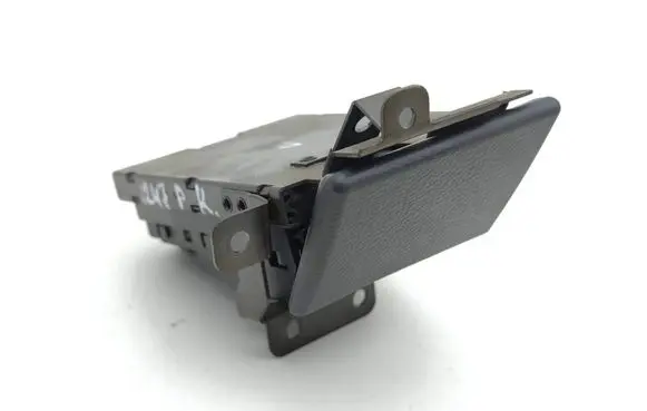 Nissan 350Z Cup holder front 03092708