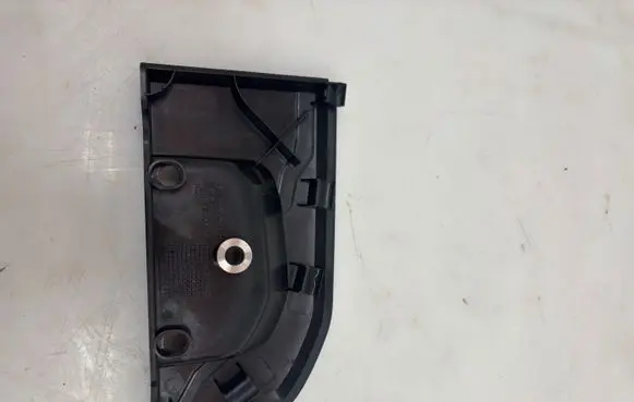 Man TGE 1gen Other rear door trim element 7CE827686A