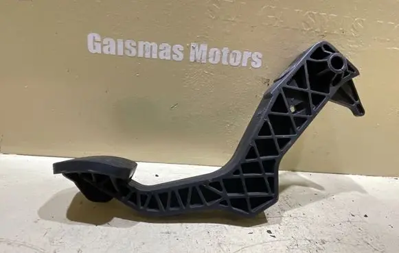 Volkswagen Golf IV Clutch pedal 1j1721321