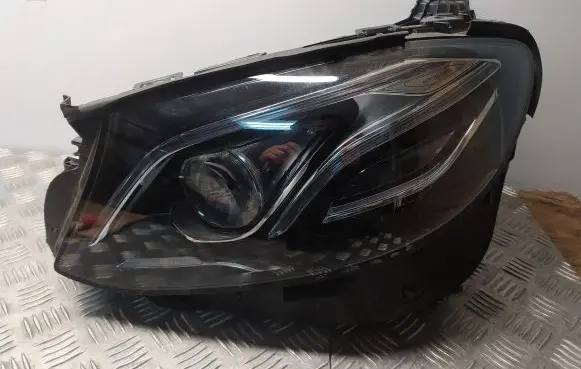 Mercedes-Benz E W213 Headlight/headlamp A2139067506