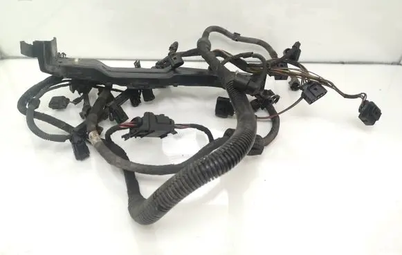 Volkswagen Golf V Engine installation wiring loom