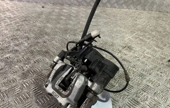 Land Rover Evoque II Rear brake caliper K8D22K327AB