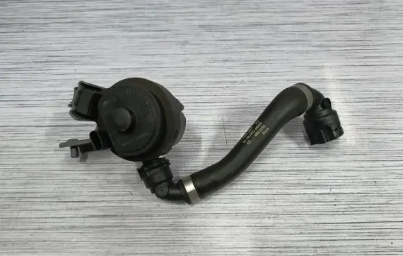 Mini Cooper Countryman F60 Electric auxiliary coolant/water pump 8605322 7617380