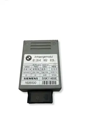 BMW 5 E60 E61 Tow bar trailer control unit/module 61356952615 0614655231 1606500