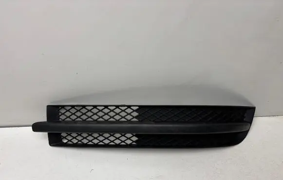Volkswagen Sharan Front bumper lower grill 7M3853683