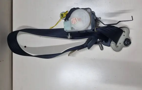 Mazda 2 Front seatbelt BGA550027 20070914 CK03611