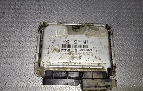 Volkswagen Golf IV Engine control unit/module 038906012M