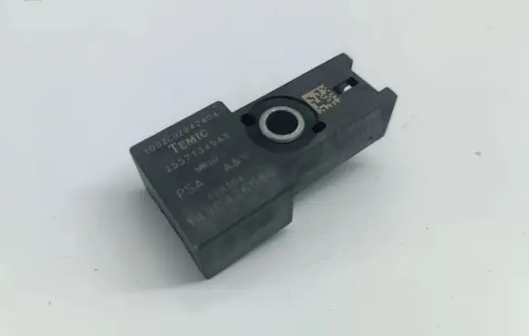 Citroen C3 Airbag deployment crash/impact sensor 25571345A3 1490426080 100ZCB2942404