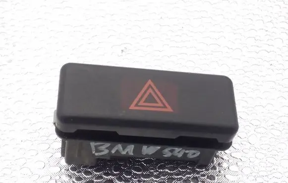 BMW 5 E39 Hazard light switch 8350947 EC5035