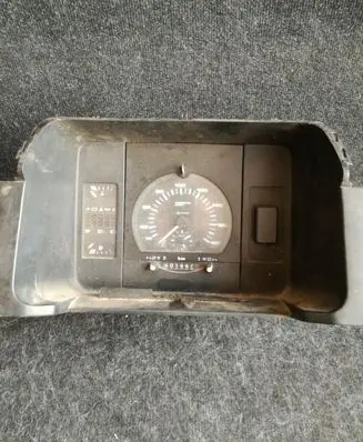 Volkswagen Transporter - Caravelle T4 Speedometer (instrument cluster) 81117581