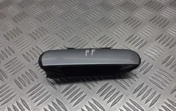 Audi A6 S6 C5 4B Front door exterior handle/bracket 4B2837886A