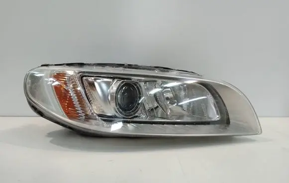 Volvo XC70 Headlight/headlamp 31420014 6336600001