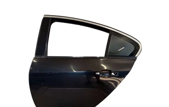 Opel Insignia A Rear door