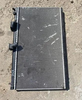Peugeot 607 Coolant radiator 9649815280