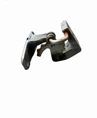 Volkswagen Multivan T5 Front door lower hinge 7H0831411A