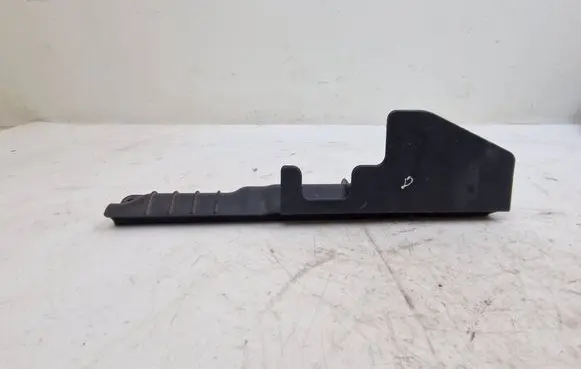 Hyundai i40 Intercooler air guide/duct channel