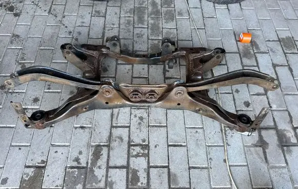 Subaru Outback Rear subframe 