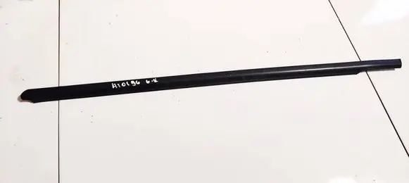 Nissan Note (E11) Rear door glass trim molding