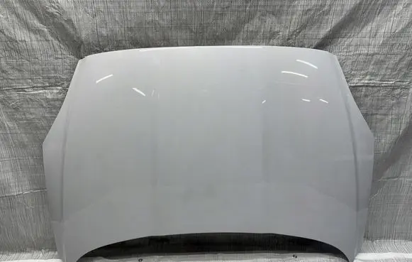 Jaguar E-Pace Engine bonnet/hood