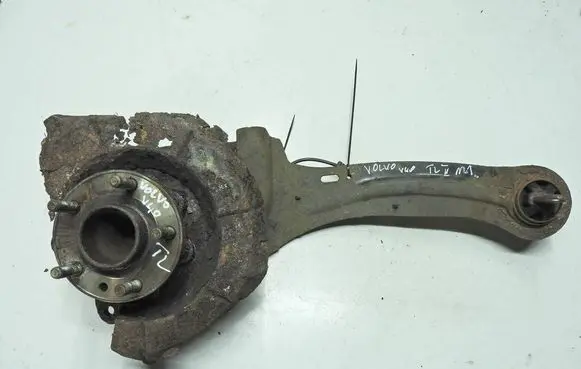 Volvo V40 Rear wheel hub spindle/knuckle 31360696 P31360696A
