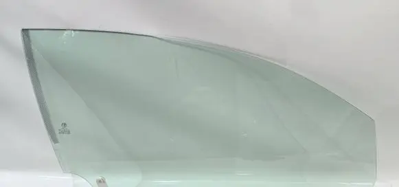 Alfa Romeo GT Front door window/glass (coupe) 
