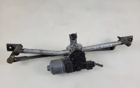Skoda Fabia Mk1 (6Y) Front wiper linkage and motor 6Q1955119A