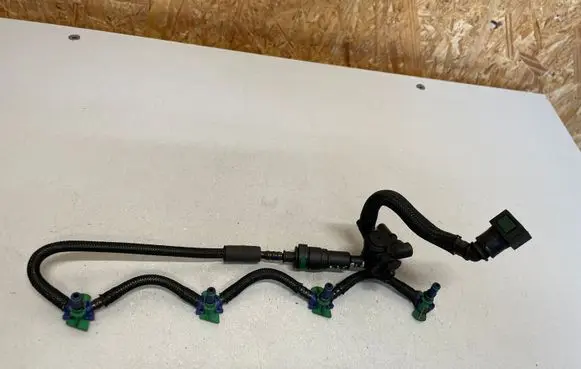 Ford Fiesta Fuel return line/hose 
