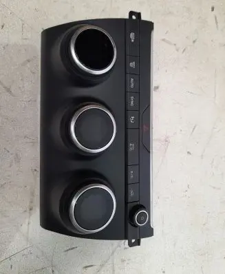 Jaguar E-Pace Climate control unit J9C314C239CC
