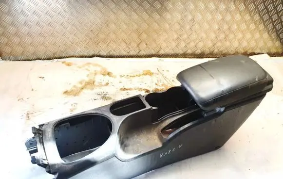 Nissan Qashqai Armrest p13149a77000