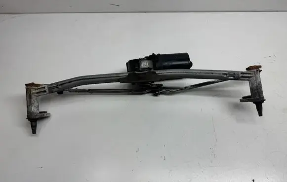 Volkswagen Golf IV Front wiper linkage and motor 1J1955113A 064771 0390241137